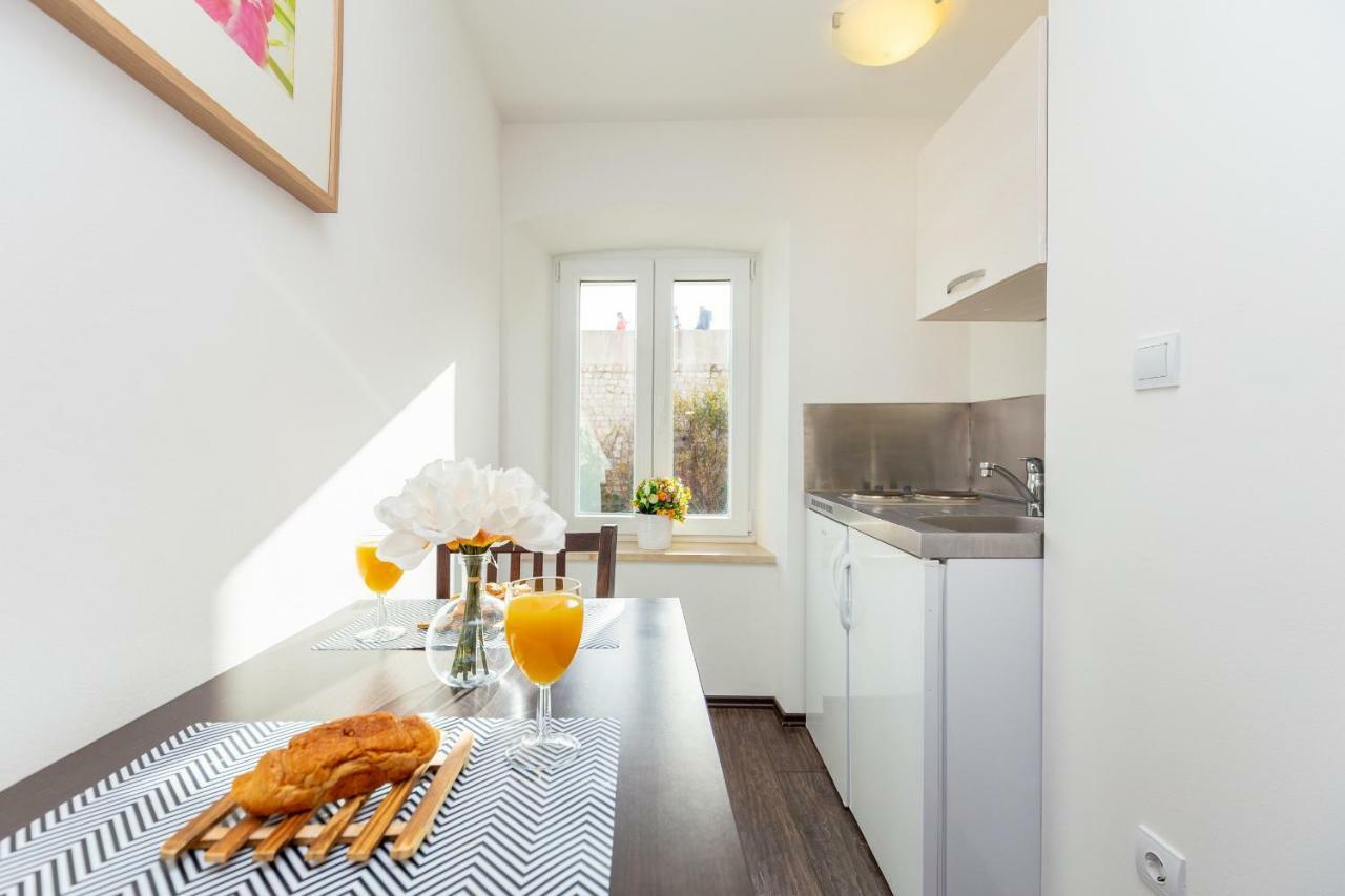 City Wall'S Studio Apartment Dubrovnik Ngoại thất bức ảnh